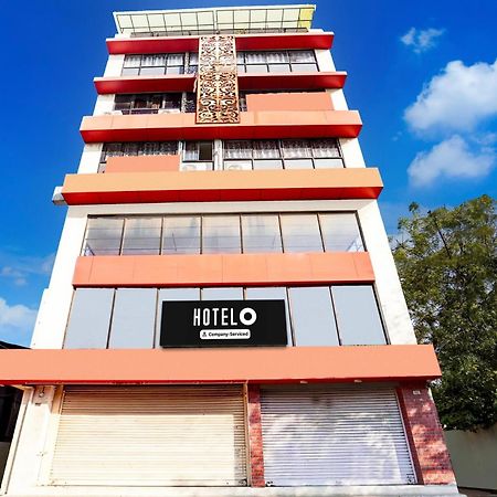 Super Hotel O Geeta Mandir Formerly Hotel Green Park Amhedabad Dış mekan fotoğraf